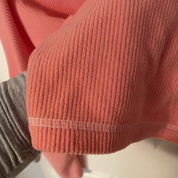Dudley Stephens Peach Coral Ribbed Fleece Crewneck Sweatshirt Sweater Medium EUC - Picture 7 of 8